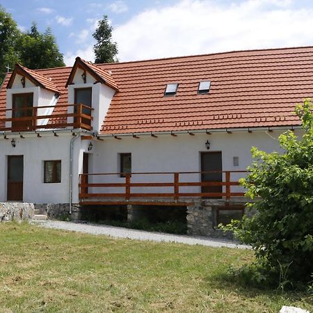 Nerahouse Villa Ilidia Luaran gambar