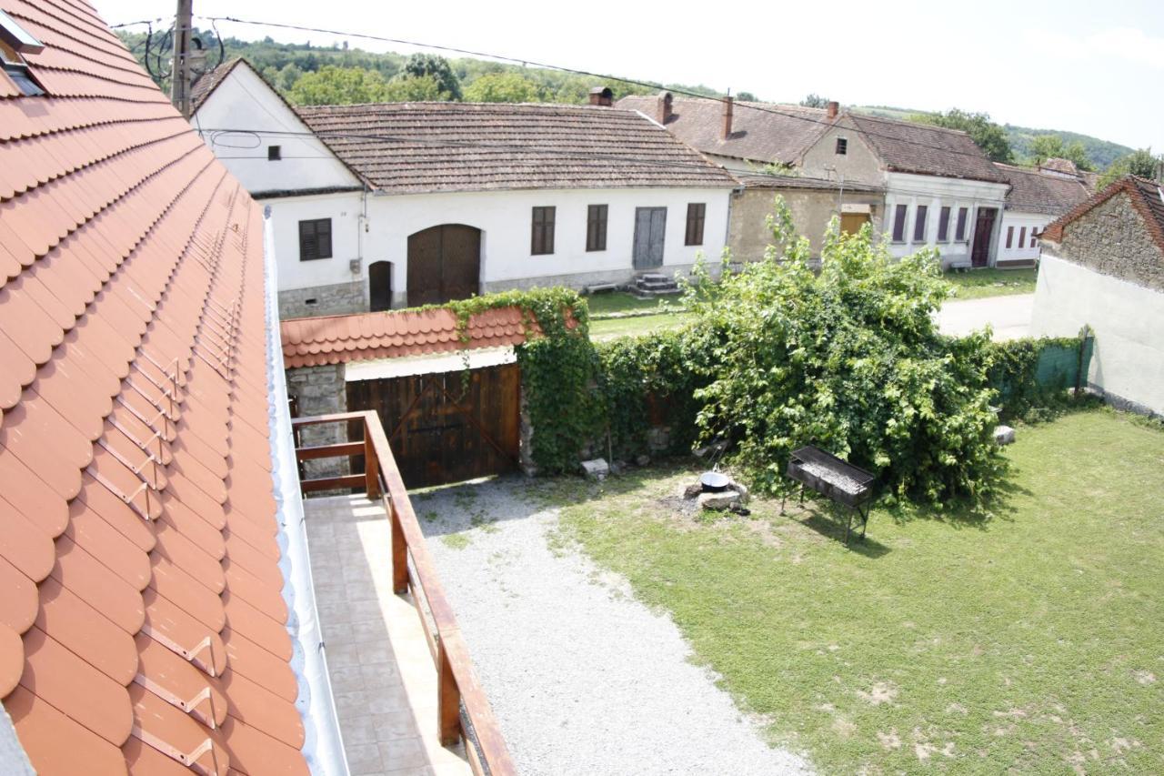 Nerahouse Villa Ilidia Luaran gambar